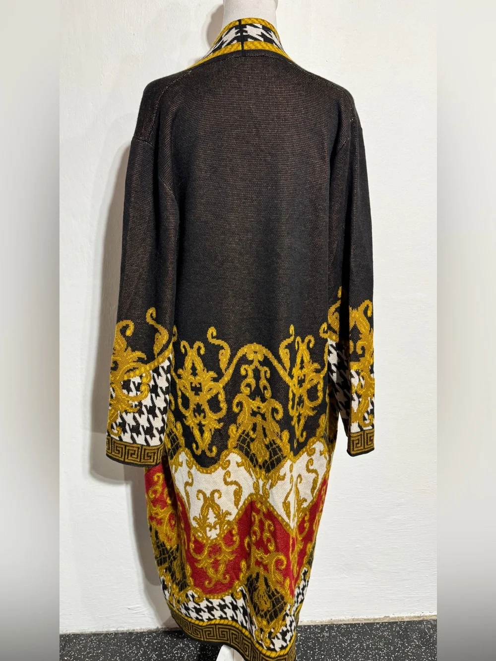 MAXSPORT Long Black & Gold Patterned Open Cardigan Sweater LARGE